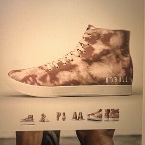 Nobull Women’s Canvas Trainer High-Top size 8.5